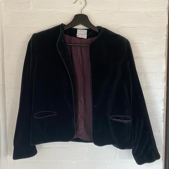 Vintage Velvet Blazer. - Picture 11 of 13